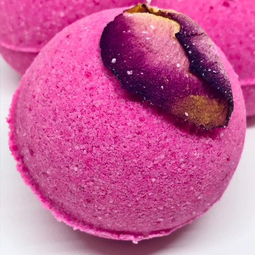 
Stephanie Llanelli Cosmetics Vegan Bath Bombs Gift Set | Cruelty-Free